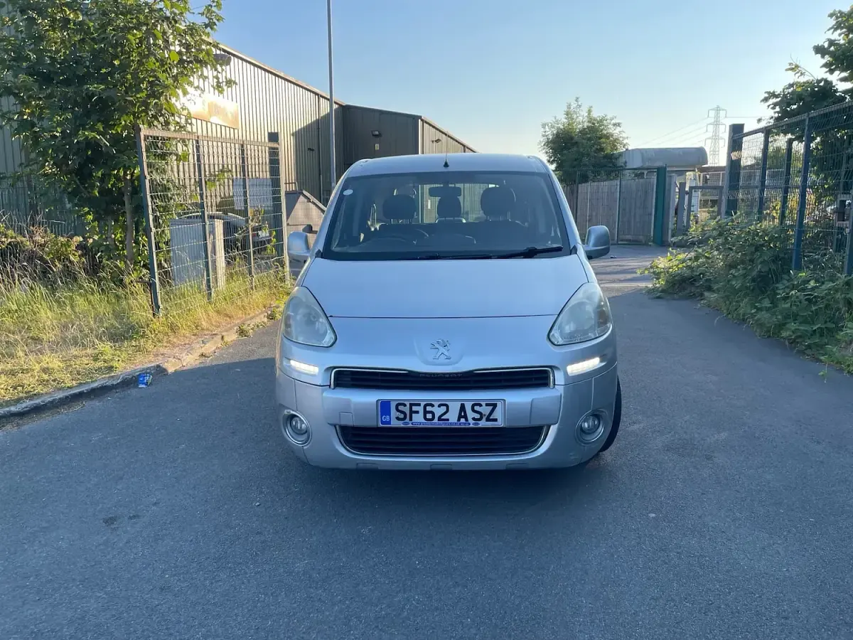 Used Peugeot Partner Tepee S 2012 Silver MPV