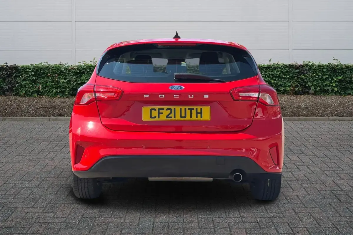 Used Ford Focus Zetec 2021 Solid  race red Hatchback