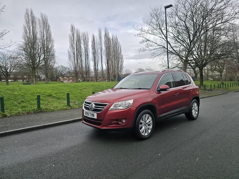 Red Used 2011 VW Tiguan Match SUV | £3,850 (Good price) - Image 1/4