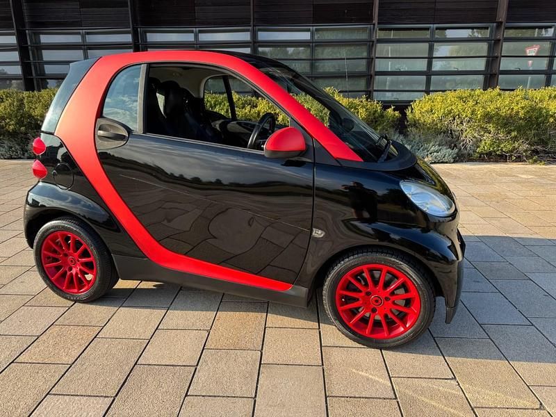 Black Used 2010 Smart ForTwo Coupé Passion Coupe | £3,795 (Fair price) - Image 1/4