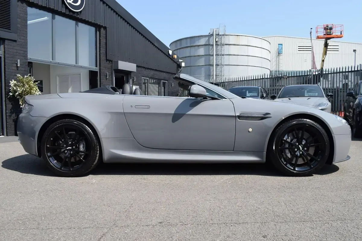 Used Aston Martin V8 Vantage 2015 Grey Cabriolet