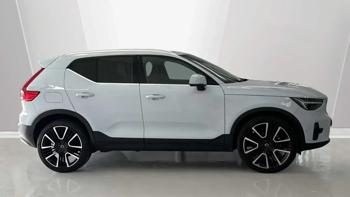 Used Volvo XC40 Ultra 161 HP (118 kW) 2025 SUV