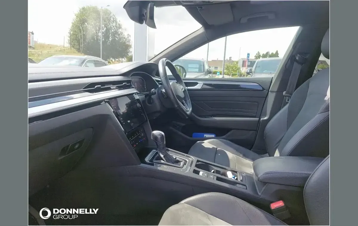 Used VW Arteon R-line 150 HP (110 kW) 2021 White Hatchback