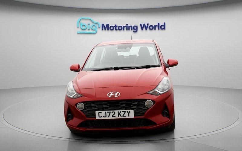 Usado Hyundai i10 SE 67 HP (49 kW) 2022 Vermelho Citadino