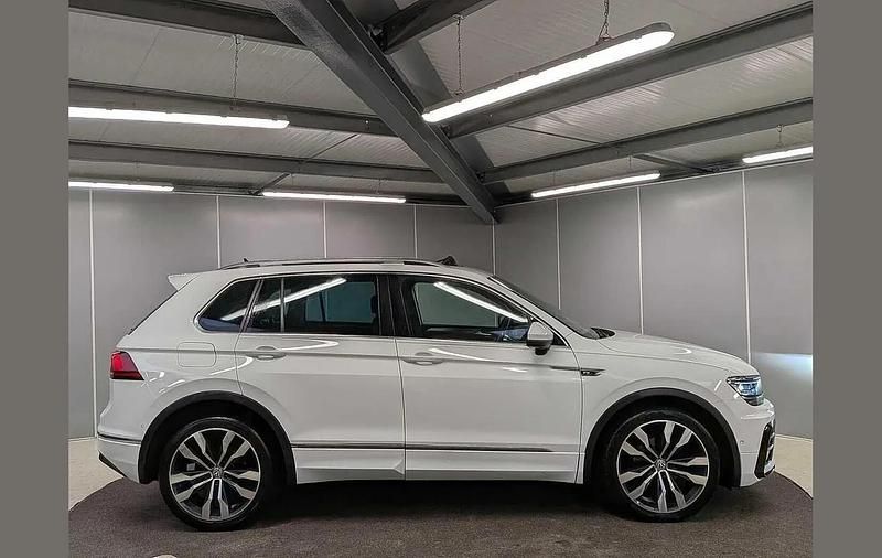 Used VW Tiguan R-line 150 HP (110 kW) 2020 White SUV