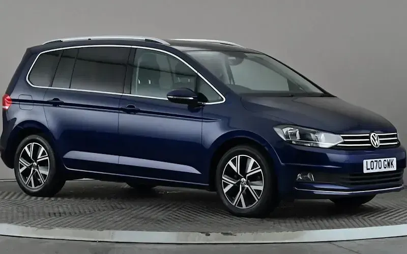 Used VW Touran SEL 150 HP (110 kW) 2025 MPV