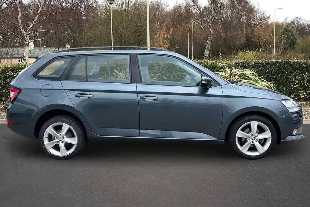 Used Skoda Fabia SE L 94 HP (69 kW) 2020 Quartz grey metallic Hatchback