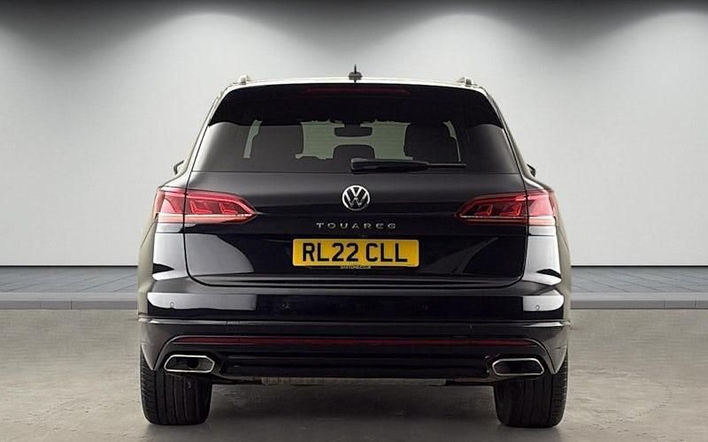 Used VW Touareg Black Edition 286 HP (210 kW) 2022 Deep black pearlescent/deep black pearlescent SUV