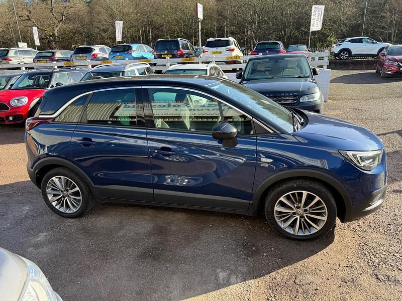 Used Vauxhall Crossland X 83 HP (61 kW) 2020 Blue SUV