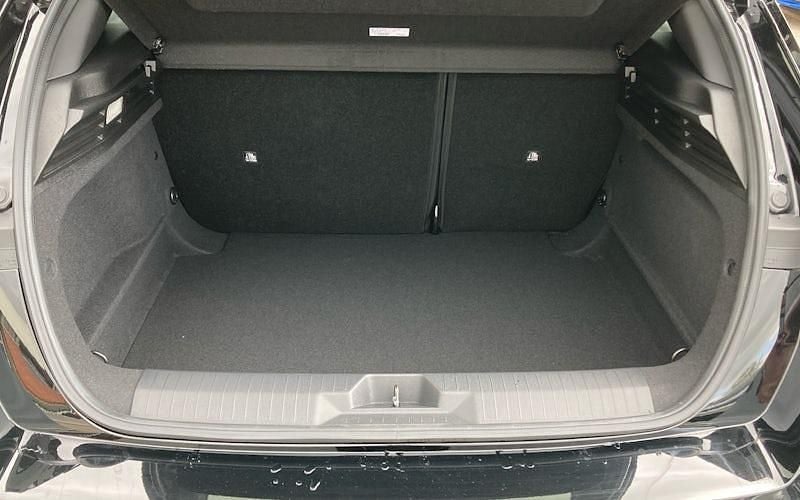 New Vauxhall Astra 131 HP (96 kW) 2025 Effect blue Hatchback