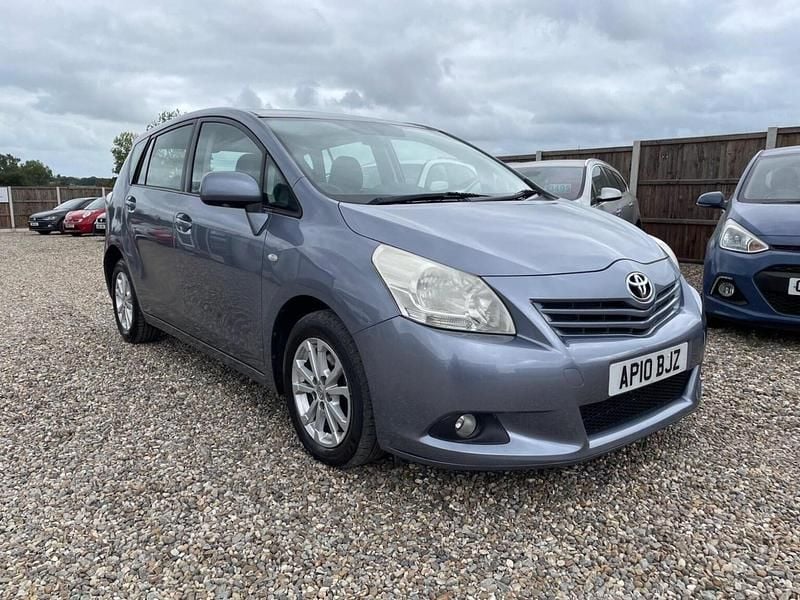 Blue Used 2010 Toyota Verso MPV | £2,995 (A bit pricey) - Image 1/4