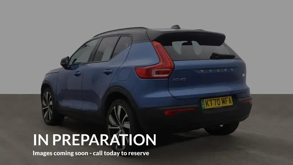 Used Volvo XC40 300 kW (408 HP) 2021 Blue SUV