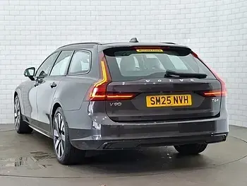 Used Volvo V90 Plus 350 HP (257 kW) 2025 Grey Estate
