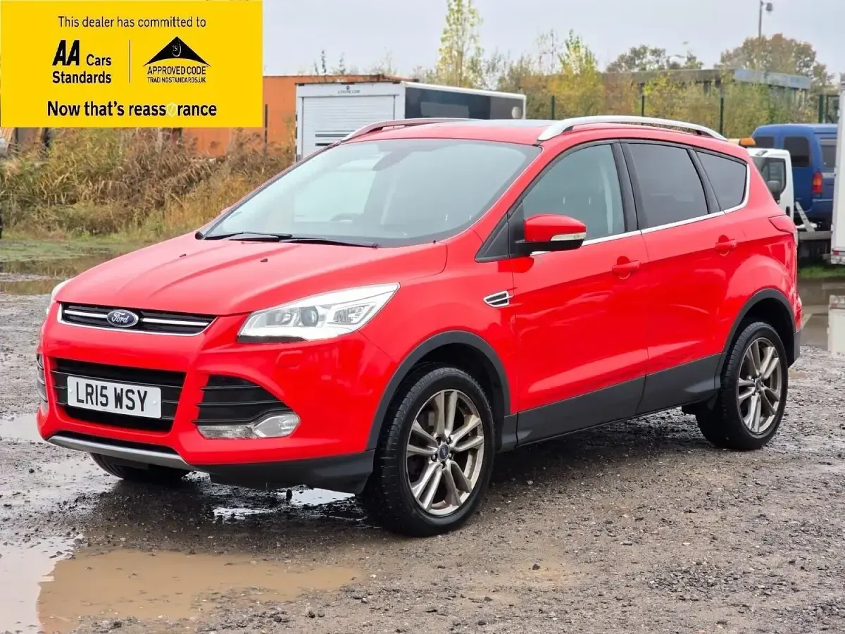 Used Ford Kuga Titanium X 182 HP (133 kW) 2015 Red SUV