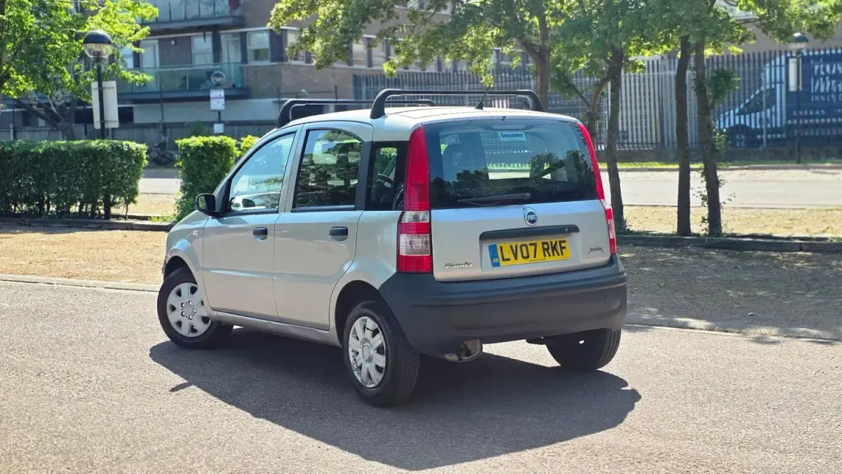 Usado Fiat Panda Active 54 HP (39 kW) 2007 Cinzento Citadino