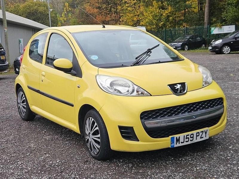Yellow Used 2009 Peugeot 107 Hatchback | £695 (Fair price) - Image 1/3