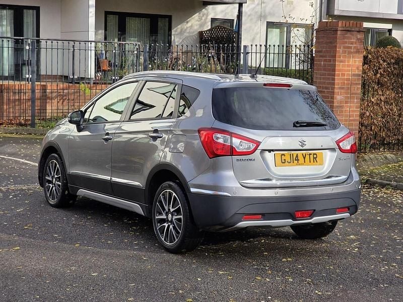 Used Suzuki SX4 S-Cross SZ-T 120 HP (88 kW) 2014 Grey Hatchback
