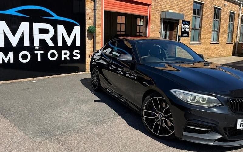 Begagnad BMW M235 Comfort Edition 326 HK (239 kW) 2015 Sportkupé
