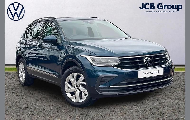 Used VW Tiguan Life 150 HP (110 kW) 2022 Blue SUV