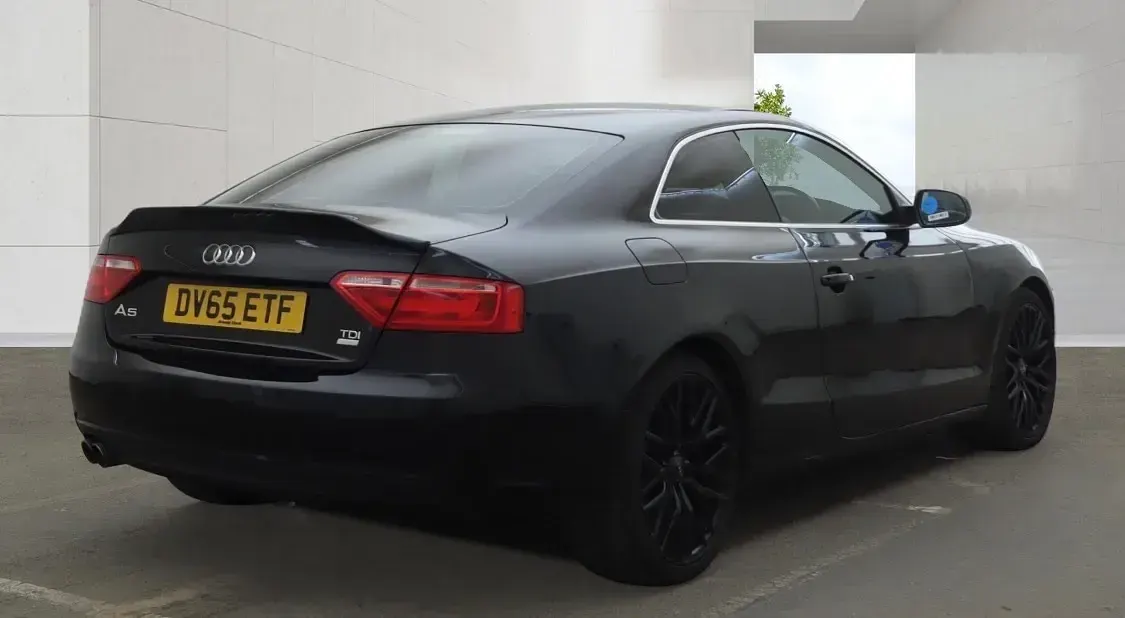 Used Audi A5 Comfort 163 HP (119 kW) 2015 Black Coupe