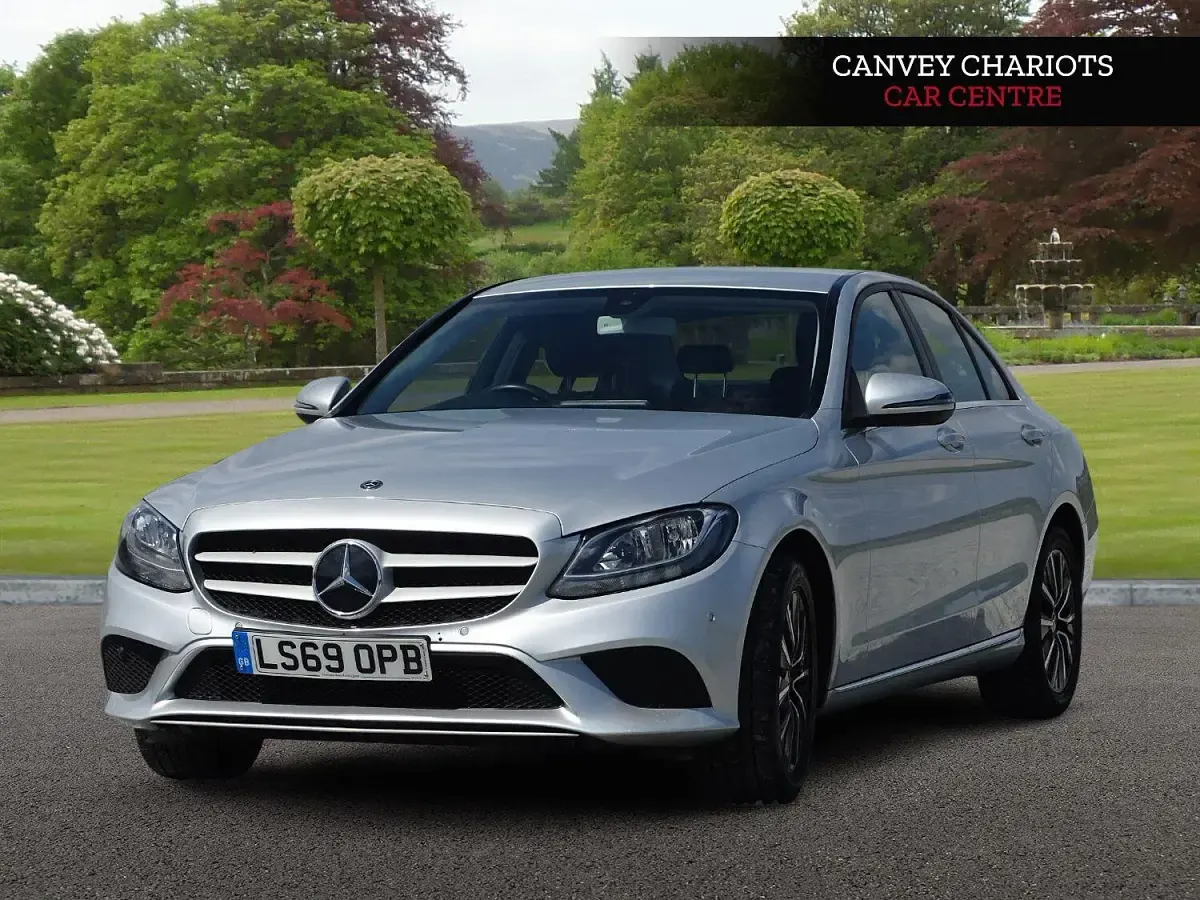 Used Mercedes C180 SE 156 HP (114 kW) 2019 Silver Sedan