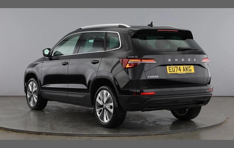 Used Skoda Karoq SE L 147 HP (108 kW) 2024 Black magic pearl effect SUV