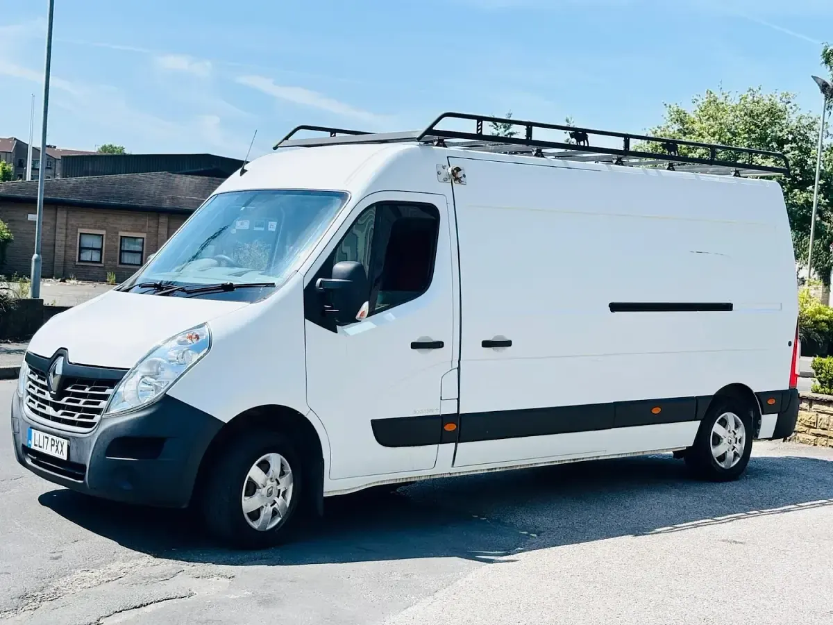 Used Renault Master Business 2017 White Van