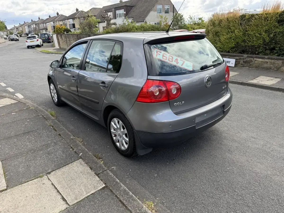 Używany VW Golf IV SE 2006 Szary Hatchback