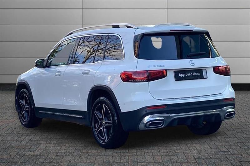 Used Mercedes GLB200 AMG Line Premium 163 HP (119 kW) 2023 White SUV