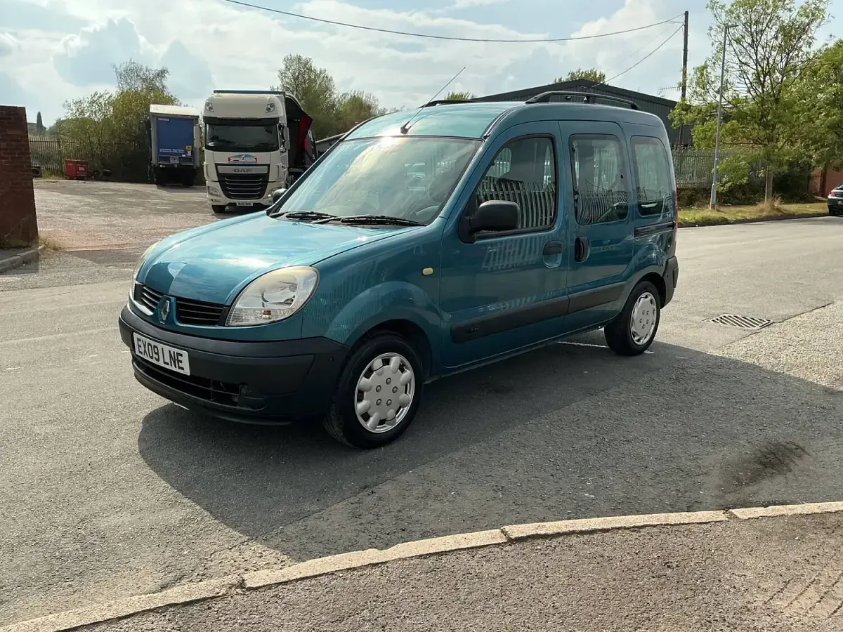 Used Renault Kangoo Authentique 106 HP (77 kW) 2009 Blue MPV