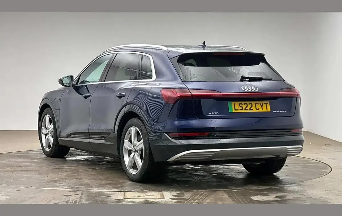 Used Audi e-tron Advanced 300 kW (408 HP) 2022 Blue SUV
