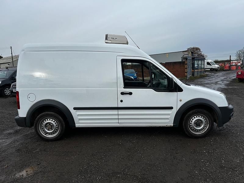 Used Ford Transit Connect 2011 White MPV