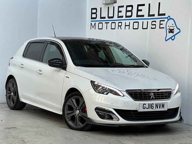 Used Peugeot 308 GT-line 2016 White Hatchback