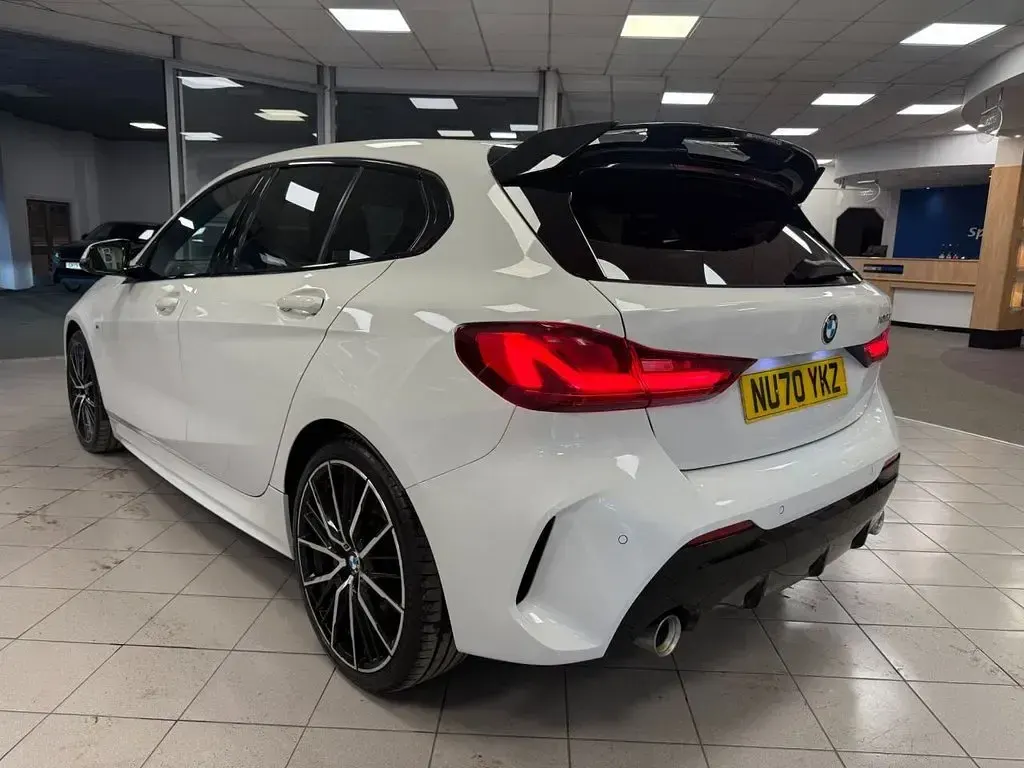 Used BMW 120 M Sport 190 HP (139 kW) 2020 White Hatchback