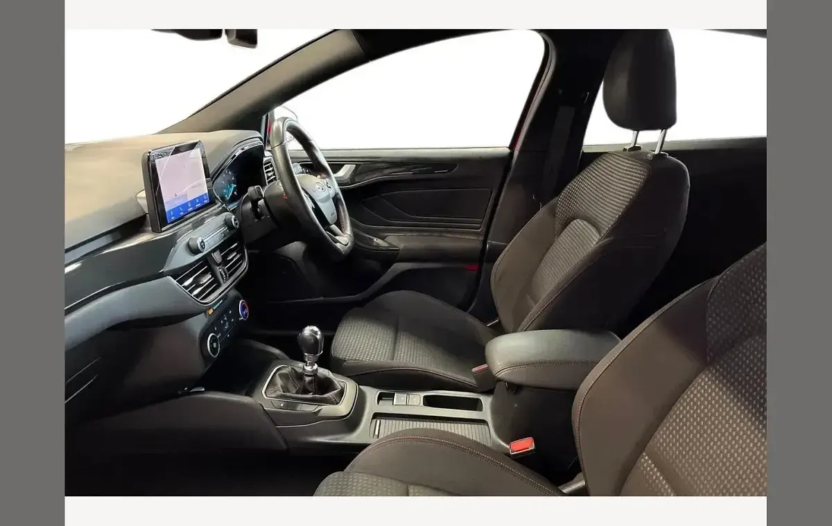 Used Ford Focus ST-Line 120 HP (88 kW) 2020 Red Hatchback