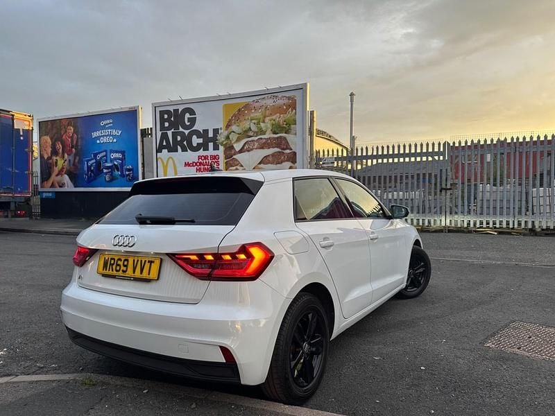 Used Audi A1 2019 White Hatchback