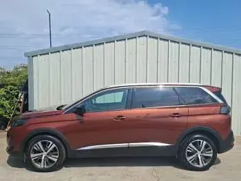 Used Peugeot 5008 Allure 131 HP (96 kW) 2022 Bronze SUV