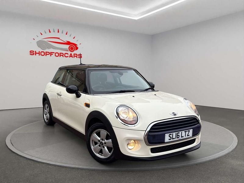 White Used 2016 Mini Cooper Hatch Hatchback | £6,250 (Good price) - Image 1/4