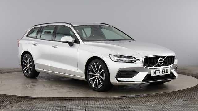 Used 2022 Volvo V60 Momentum Estate | £19,450 (Good price) - Image 1/4