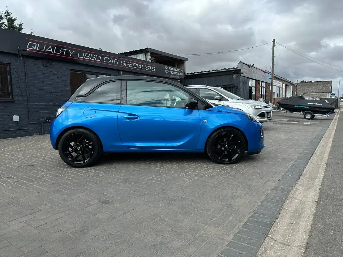 Used Vauxhall Adam 70 HP (51 kW) 2017 Blue Hatchback