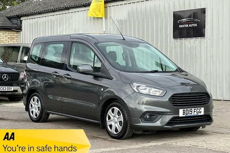 Grey Used 2019 Ford Tourneo Courier Zetec MPV | £11,999 (Fair price) - Image 1/1