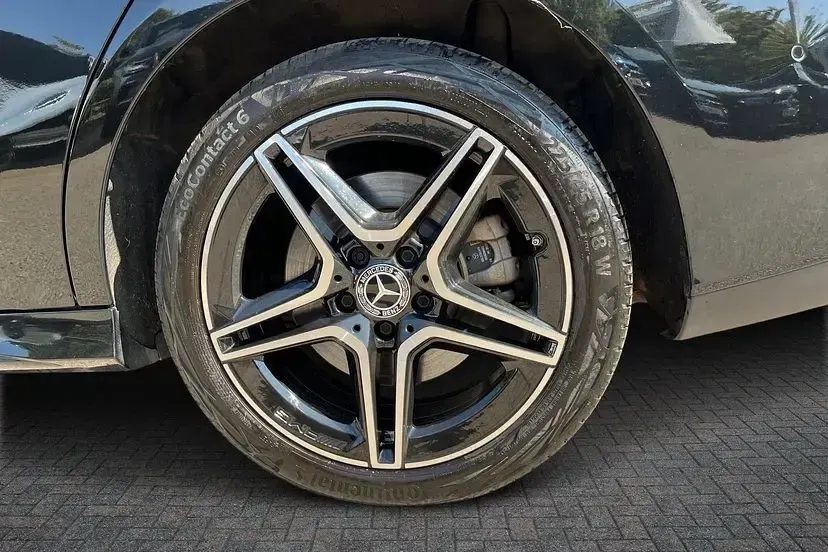 Used Mercedes E250 Executive 215 HP (158 kW) 2025 Black Coupe