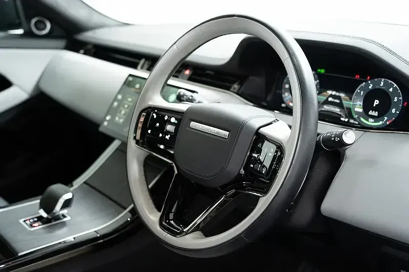 Used Land Rover Range Rover evoque Autobiography 309 HP (227 kW) 2024 Blue SUV