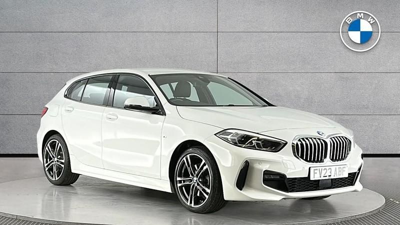 Used BMW 118 M Sport 136 HP (100 kW) 2023 Alpine white Hatchback