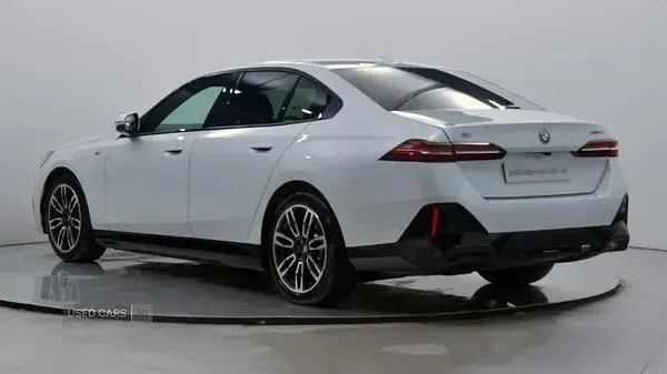 Used BMW i5 M Sport 250 kW (340 HP) 2024 White Sedan