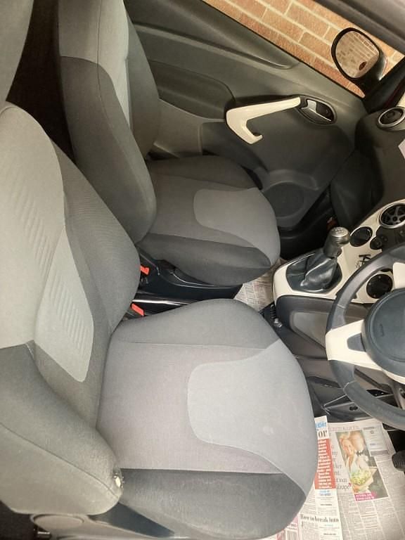 Used Ford Ka Zetec 69 HP (50 kW) 2009 Red Hatchback