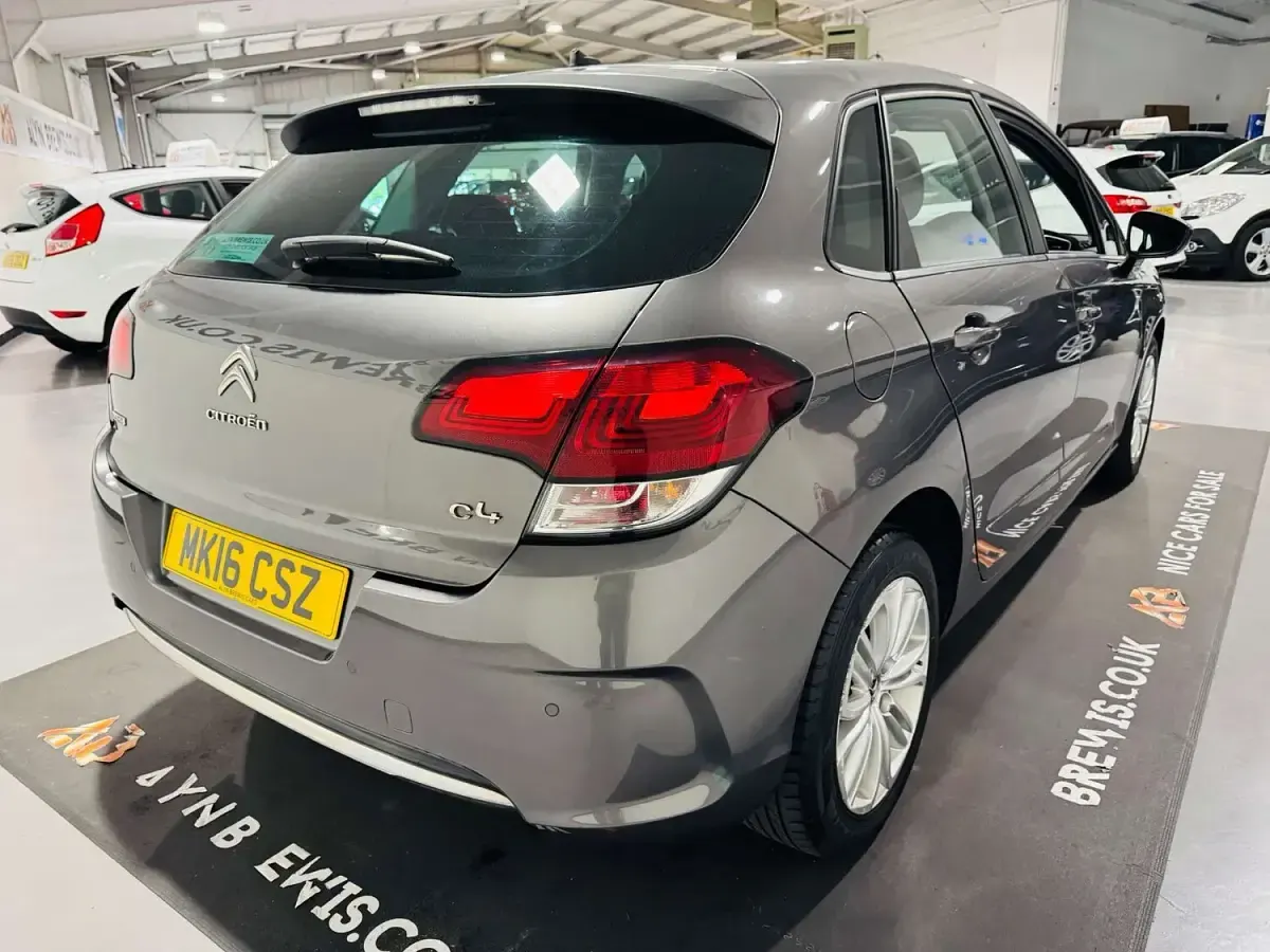 Used Citroën C4 Flair 120 HP (88 kW) 2016 Grey Hatchback