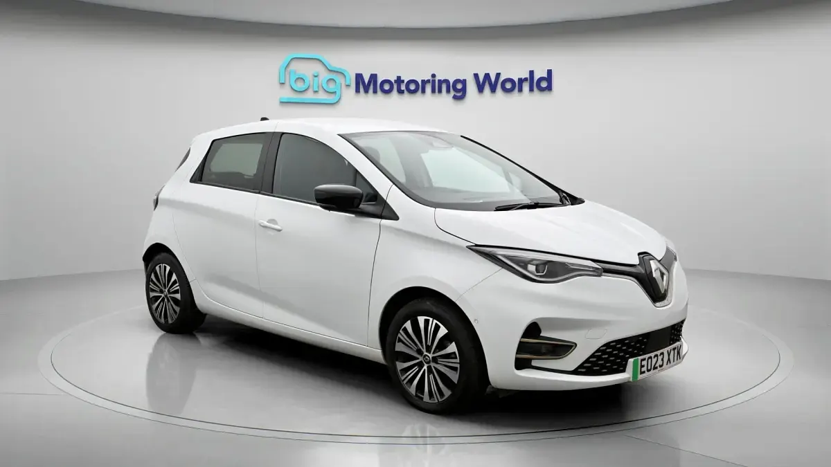 Used Renault Zoe Techno 100 kW (136 HP) 2023 Hatchback