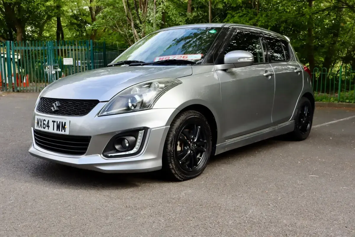 Used Suzuki Swift 94 HP (69 kW) 2014 Grey Hatchback