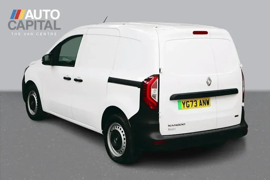 Used Renault Kangoo 89 kW (122 HP) 2024 White MPV